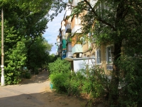 Volgograd, Krasnopolyanskaya st, house 38. Apartment house