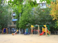 Volgograd, Krasnopolyanskaya st, house 46. Apartment house