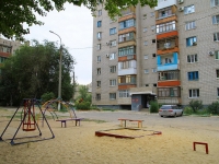 Volgograd, Krasnopolyanskaya st, house 70. Apartment house