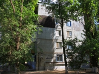 Волгоград, улица Маршала Толбухина, дом 40. многоквартирный дом