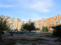 Volgograd, Geroev Stalingrada Ave, house 42. Apartment house