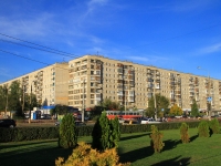 Volgograd, Ave Geroev Stalingrada, house 49. Apartment house