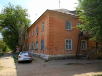 Волгоград, улица Панферова, дом 58. многоквартирный дом