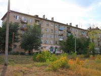 Volgograd, Kanatchikov avenue, 房屋 2. 公寓楼