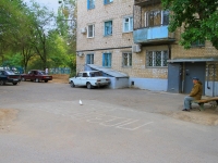 Волгоград, Канатчиков проспект, дом 18. многоквартирный дом