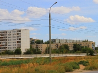 Volgograd, 2nd Shturmanskaya st, 房屋 13. 公寓楼