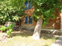 Волгоград, улица Светлоярская, дом 52. многоквартирный дом