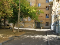 Volgograd, Raboche-Krestyanskaya st, house 25. Apartment house