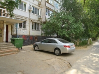 Volgograd, Eletskaya st, house 18. Apartment house