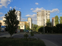 Волгоград, улица Новоузенская, дом 2А. многоквартирный дом