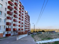 Volgograd, Peschanokopskaya st, house 15. Apartment house