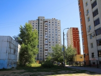 Волгоград, улица Ярославская, дом 8. многоквартирный дом