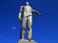 Волгоград, мемориал Гидростроителямулица Николая Отрады, мемориал Гидростроителям
