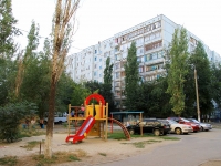 Volgograd, Engels blvd, 房屋 16. 公寓楼
