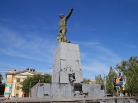 Volgograd, monument Ф.Э. ДзержинскомуDzerzhinsky square, monument Ф.Э. Дзержинскому