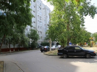 Volgograd, 39 Gvardeyskoy Divizii , house 20. Apartment house