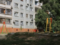Volgograd, 39 Gvardeyskoy Divizii , 房屋 26. 公寓楼