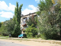 Волгоград, улица Кузнецова, дом 27. многоквартирный дом
