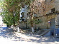 Волгоград, улица 64 Армии, дом 67. многоквартирный дом