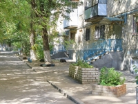Волгоград, улица 64 Армии, дом 87. многоквартирный дом