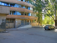 Volgograd, 64 Armii st, house 127. Apartment house