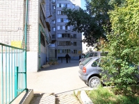Волгоград, улица Закавказская, дом 2А. многоквартирный дом