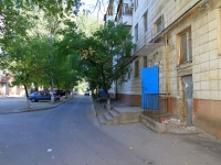 Волгоград, улица Кирова, дом 107А. многоквартирный дом