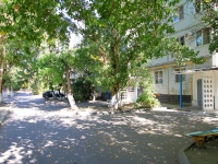 Volgograd, st Odoevsky, house 57. Apartment house