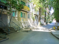 Волгоград, улица Одоевского, дом 70. многоквартирный дом
