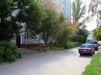 Волгоград, улица Маршала Ерёменко, дом 64. многоквартирный дом