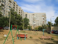 Volgograd, Marshal Eremenko st, house 70. Apartment house
