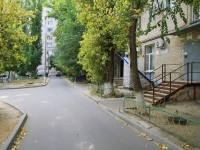 Волгоград, улица Маршала Ерёменко, дом 122. многоквартирный дом