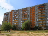 Волгоград, улица Репина, дом 68. многоквартирный дом