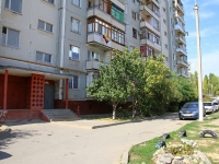 Волгоград, улица Репина, дом 70. многоквартирный дом