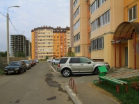 Volgograd, Marshal Voronov st, 房屋 22. 公寓楼