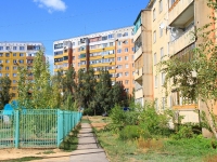 Volzhsky, 87 Gvardeyskoy Divizii , house 57. Apartment house