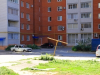 Volzhsky, 87 Gvardeyskoy Divizii , house 35. Apartment house