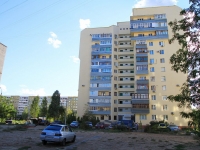 Volzhsky, Druzhby st, house 87. Apartment house
