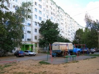 Volzhsky, Karbyshev st, house 103. Apartment house