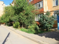 Volzhsky, Karbyshev st, house 152. Apartment house