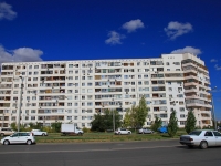 Volzhsky, st Karbyshev, house 153. Apartment house
