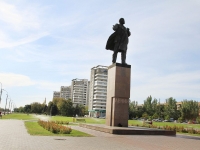 Volzhsky, 纪念碑 В.И. ЛенинуStalingradskaya st, 纪念碑 В.И. Ленину