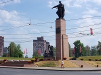 Ivanovo, memorial героям фронта и тылаSheremetievsky Ave, memorial героям фронта и тыла