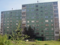 Bratsk, Gagarin st, house 11. Apartment house