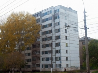 Bratsk, Kosmonavtov blvd, house 26. Apartment house