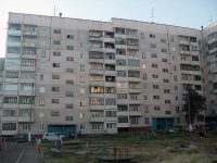 Bratsk, Kosmonavtov blvd, house 11. Apartment house