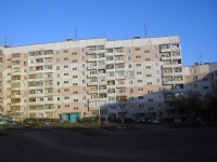 Bratsk, Kosmonavtov blvd, house 15. Apartment house