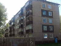 Bratsk, Pionerskaya st, house 8. Apartment house