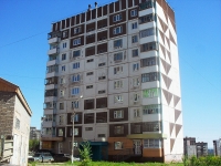 Bratsk, st Vozrozhdeniya, house 6. Apartment house