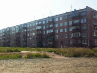 Bratsk, Krupskoy st, 房屋 38. 公寓楼